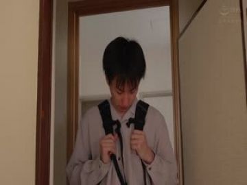 [4K]HZGD-242「お义母さんで童贞舍ててみる？」初めて彼女が出来たからSEXや中出しの练习台になってくれる美人巨乳义母第01集