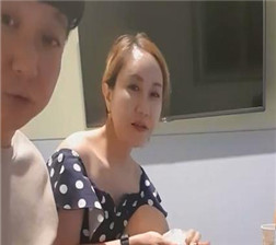 和老女友一起直播秀 mp4