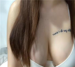 绿色毛衣低胸小姐姐3 mp4