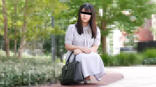 多くのセフレを持つ一见清楚に见えるがドスケベな素人娘