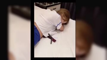 着名马来西亚电竞主持女神～男友调教颜值身材白虎二穴齐开