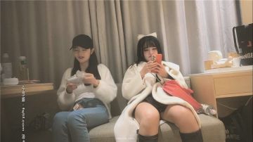 昨晚叫三个妹子，干一场00后可爱小萝莉，粉嫩青春精彩依旧，套路太多被投诉下了收费权限