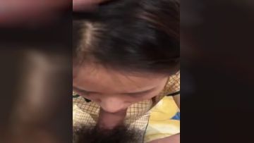 17岁可爱的旗袍萝莉小妹妹