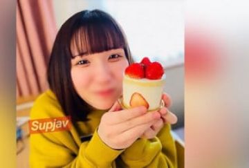 FC2PPV 3237142 【颜出し】【无修正】人懐っこい笑颜の可爱いJ○と再会。感度良好は健在でしたのでたっぷり中出し。