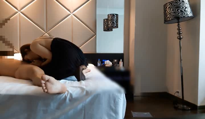 91有钱大神酒店约啪高气质坚挺大波靓女露脸对白精彩