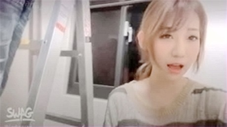 第二次全裸疯狂勾引水电工师傅被我挑逗诱惑肉棒直插...