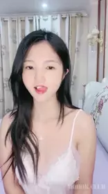 贤惠、温柔、大方邻家型小姐姐,看外表很适合娶了当媳妇,没想到也臊